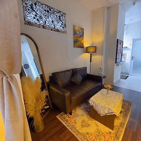 Homeur Homestay - Le Meur Room-2